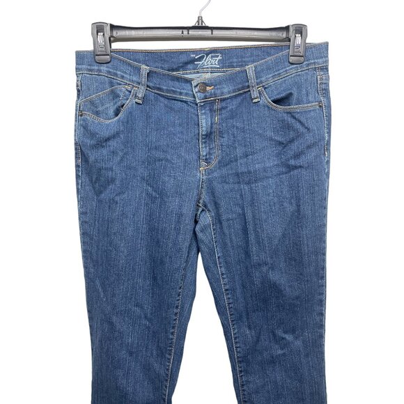 Old Navy Women’s 10 Long The Flirt Bootcut Stretch Blue Jeans - Picture 4 of 13